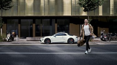 voiture Alpine A110 blanche