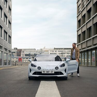 Alpine A110