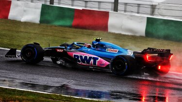 Novinky z F1 – Alpine – Esteban čtvrtý, Fernando sedmý v napínavé a deštěm zmáčené Velké ceně