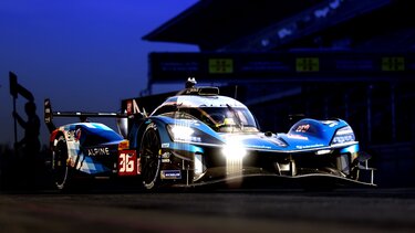 THE ALPINE A424 AND ITS TWO CREWS UNVEILED FOR THE 2024 FIA WORLD ENDURANCE CHAMPIONSHIP