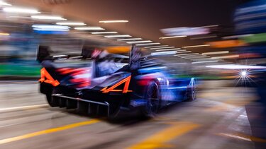 SUCCESSFUL BAPTISM OF FIRE FOR THE ALPINE A424 IN QATAR