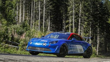Alpine A110 – přední část – Rally