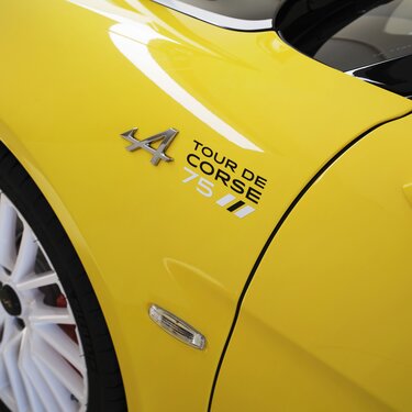 Alpine A110 Tour de Corse - chrome logo
