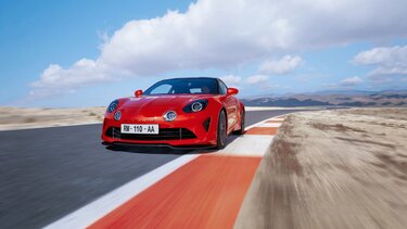 Alpine A110 S - Exterior - track