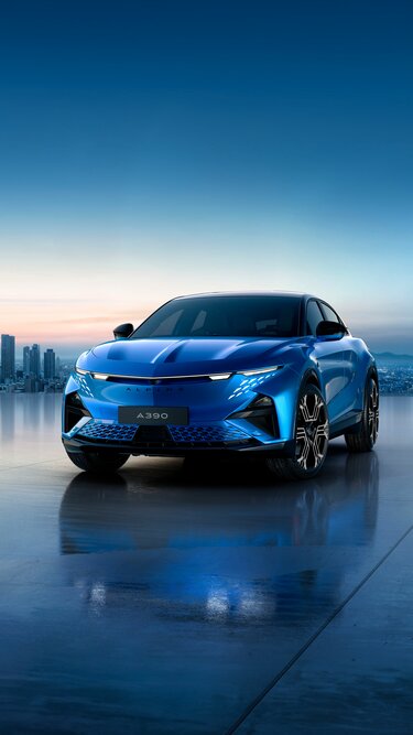 Alpine A390