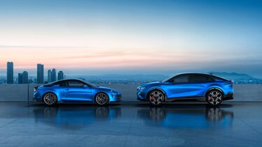 Alpine A390