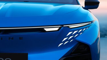 Alpine A390