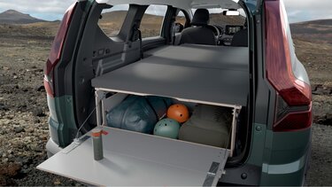 Dacia camping kit boot