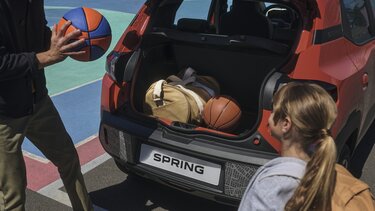 Dacia Spring Electric opladen