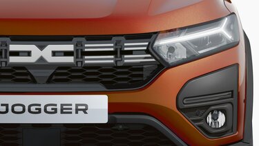 Kratke LED-luči – novi Dacia Jogger
