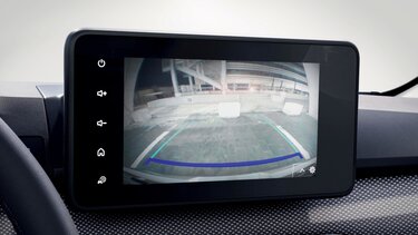 Sandero parking distance control and rear view camera