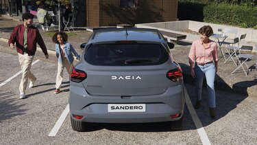 Sandero citadino - perfil exterior