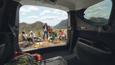 Dacia view from boot family visual