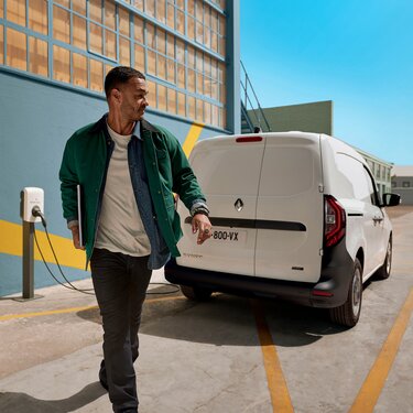 Renault Kangoo Van E-Tech 100 % eléctrica: apertura de la puerta lateral