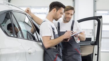 Autoanalyse in einer Renault Fachwerkstätte