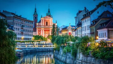 Ljubljana, Slovenië- electric City tripping | Renault Mag