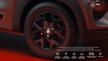 nuevos rines negros de aleación de 14 pulgadas del Renault Kwid