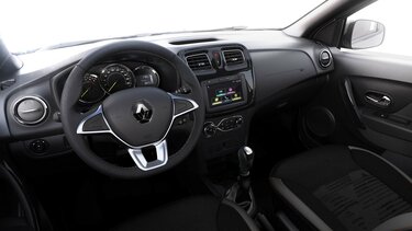 Renault SANDERO Stepway - frontal interior