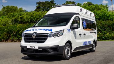 Trafic - ambulancia moviliario 03