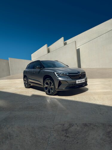 sportovní vzhled – Renault Austral E-Tech full hybrid
