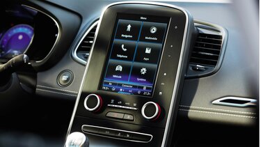 Online-Multimediasysteme R-LINK 2 und R-Link Evolution im Renault Fahrzeug-Cockpit