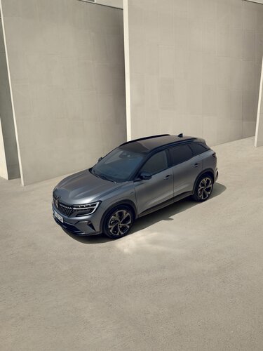 Schwarz glänzendes Dach – Renault Austral