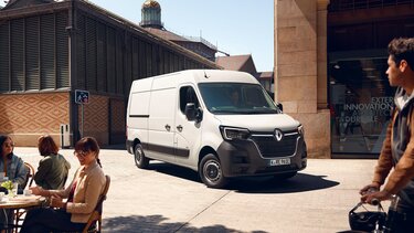 Renault Master E-Tech 100% elektrisch – Mobilize Power Solutions, Ladestationen 
