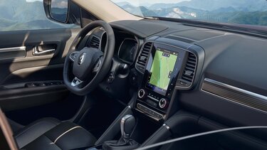 Renault KOLEOS Innenraum, Armaturenbrett, Lenkrad und Multimedia-Bildschirm