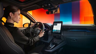 Renault Captur full hybrid E-Tech - professionals