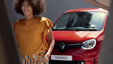 TWINGO E-Tech 100% electric, couleur rouge