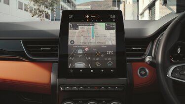 Renault CAPTUR interior, dashboard, driver's screen