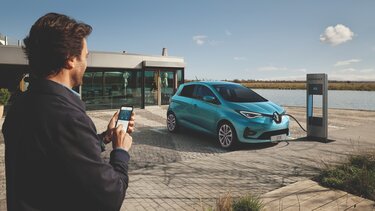 Charging All-new ZOE on the motorway