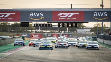 First races for New CLIO Cup car