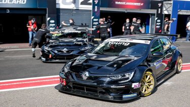 World TCR Mégane R.S. for Clio Champ Young