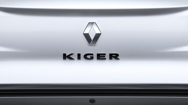 KIGER name plate in piano black