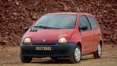 RENAULT TWINGO red front end
