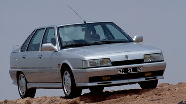 RENAULT 21 TURBO grey front end