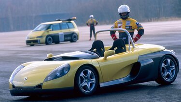 RENAULT SPIDER with driver