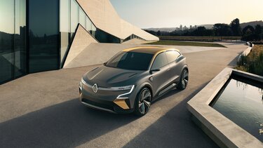 السيارات المبتكرة - Renault