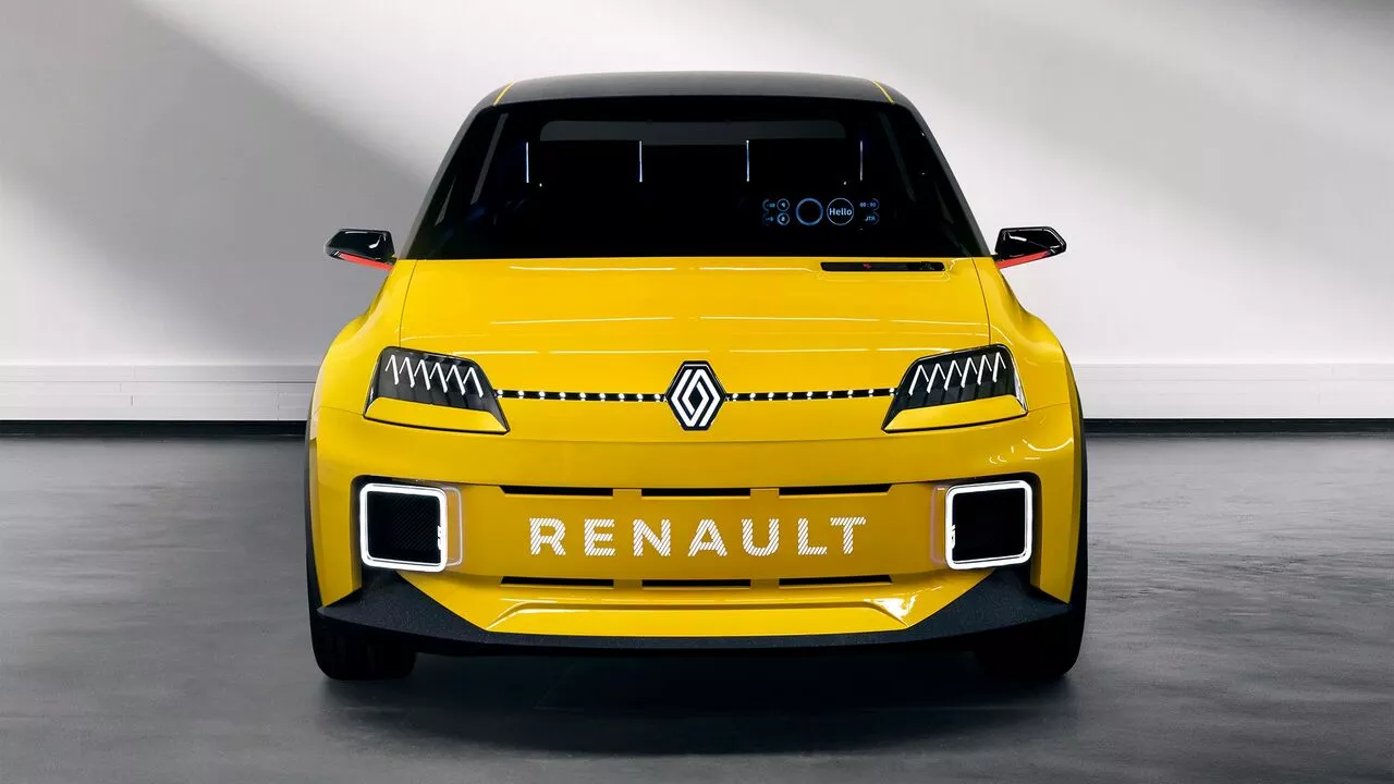 https://cdn.group.renault.com/ren/master/renault-new-cars/editorial/concept-car/r5-echo/renault-r5-echo-editorial-004.jpg.ximg.large.webp/4e545468ec.webp