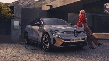 Renault E-TECH - electric range