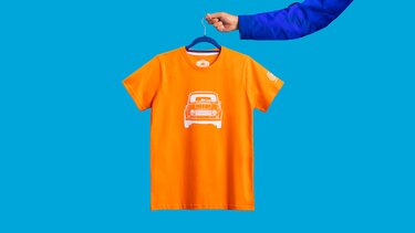60 anos 4L - t-shirt laranja