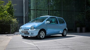 Renault Twingo - Y2K retrofit
