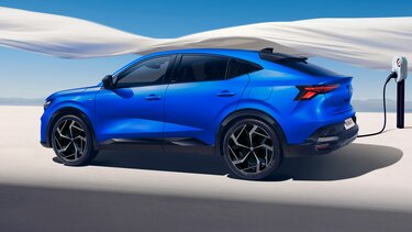 E-Tech plug-in hybrid – Services