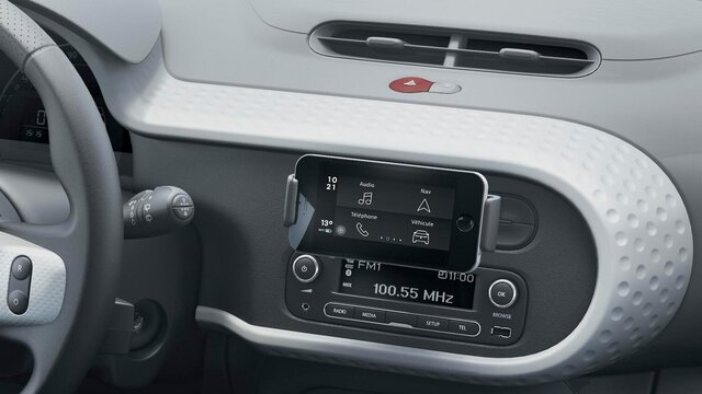 EASY CONNECT - Multimedia Systems & Services - Renault UK