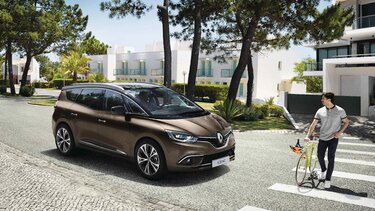 Siguranță activă - Renault 
