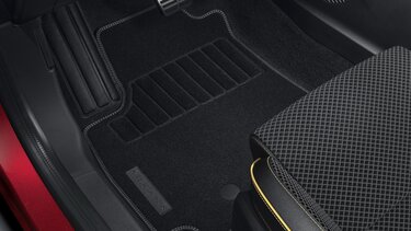 tapete em tecido e borracha - acessórios - Renault Arkana E-Tech full hybrid