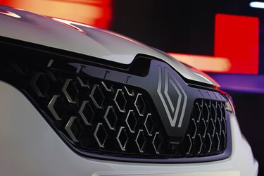 Renault Arkana E-Tech full hybrid - griglia con motivi a rombi decostruiti