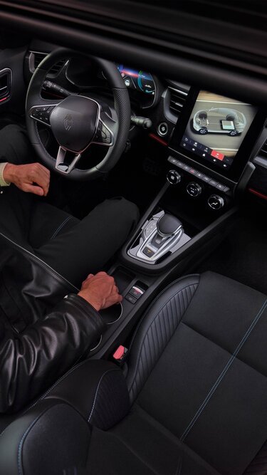 Renault Arkana E-Tech full hybrid - wrażenia z pobytu w kabinie
