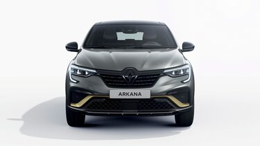 Új Arkana hibrid SUV – külső megjelenés, elöl – Renault 